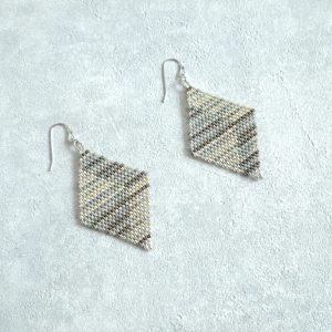 Nina ピアス・イヤリング（グレー）